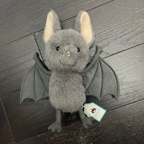 BNWT RARE Jellycat BROOX BAT Soft Plush Toy Halloween edition Wings cute HTF - Picture 1 of 5